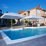 Antonija With Pool Apartamento Biograd Na Moru