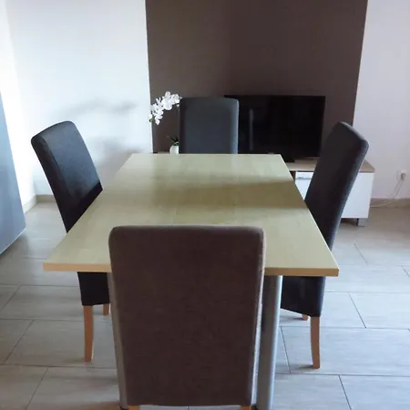 Apartmán Antonija With Pool Biograd Na Moru