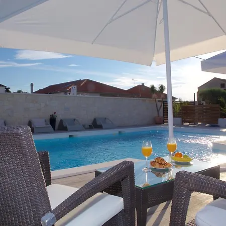 Antonija With Pool Apartamento Biograd Na Moru