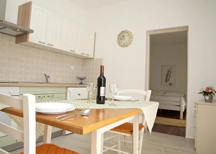 Apartamento Antonija With Pool *