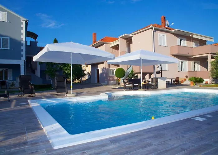 Antonija With Pool Apartamento Biograd Na Moru