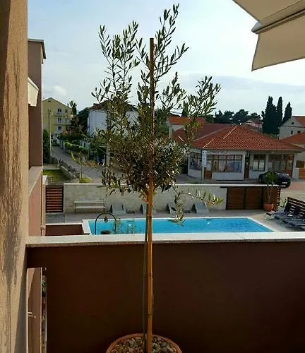 Antonija With Pool Apartamento *